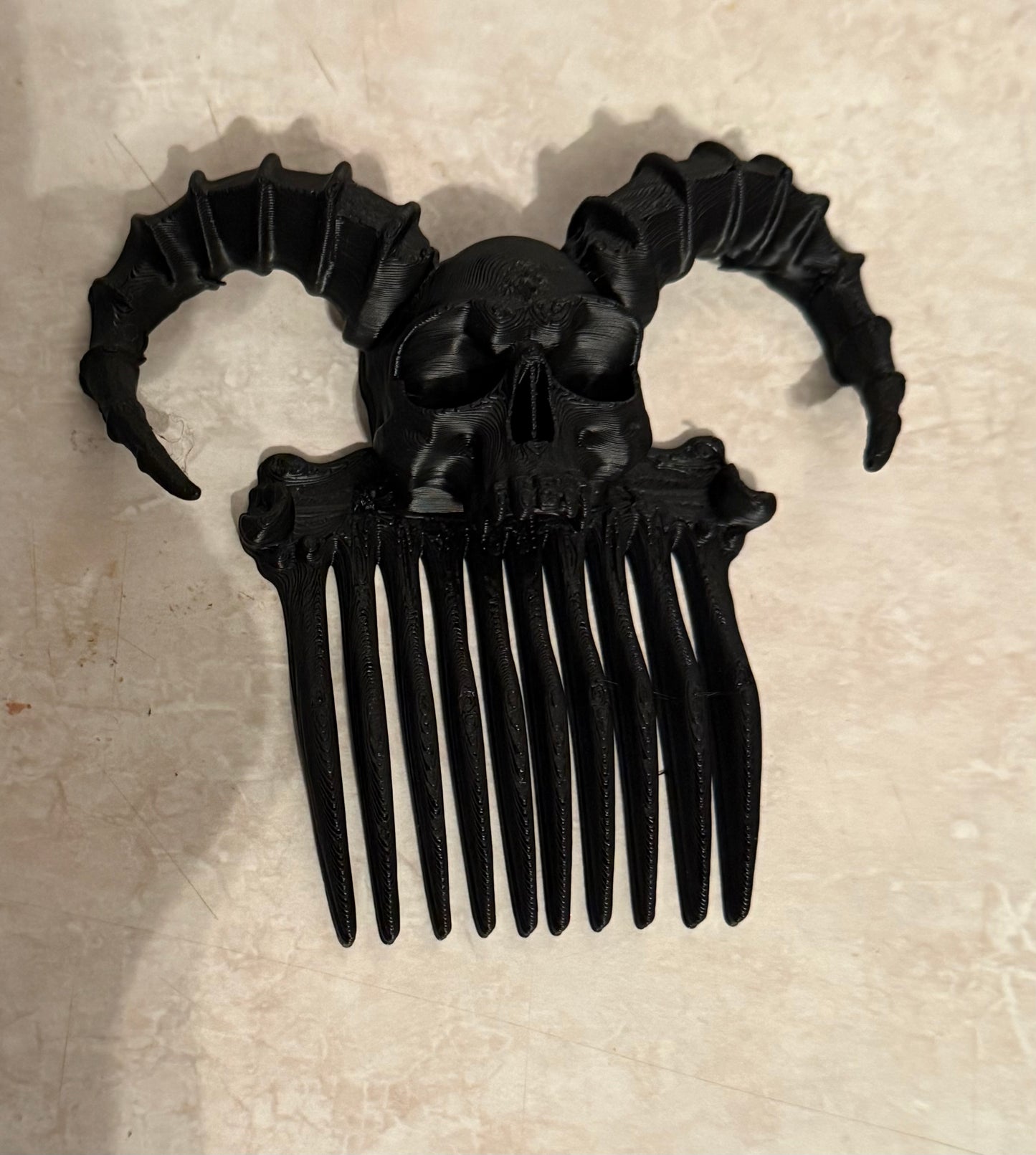 Demonic Skull Horn Comb