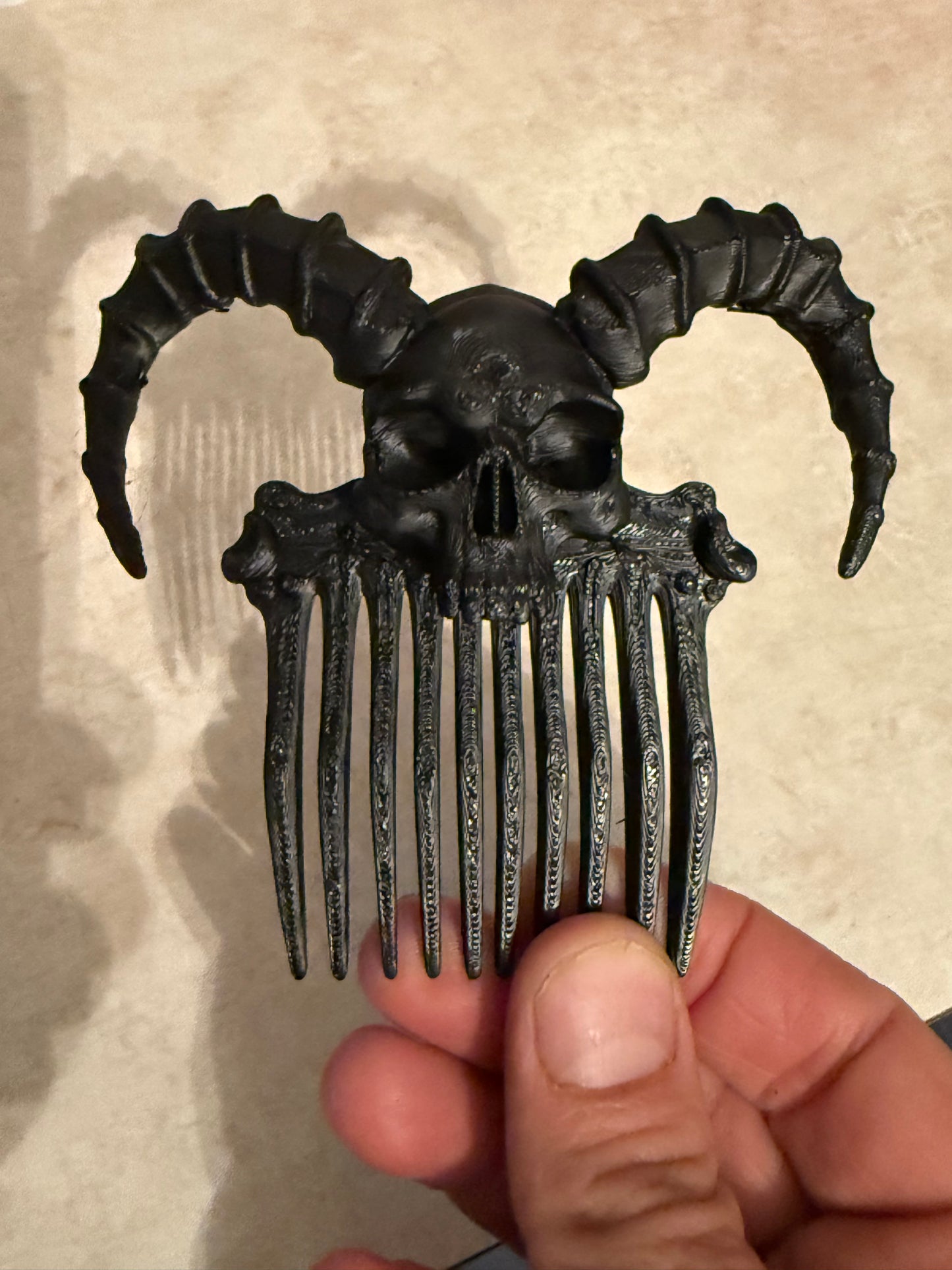 Demonic Skull Horn Comb